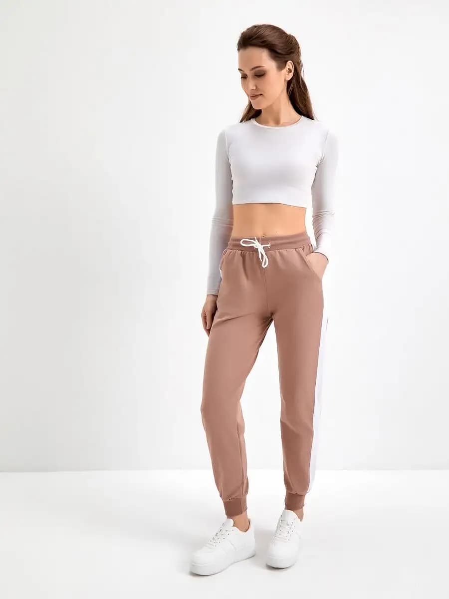 Брюки спортивные повседневные с лампасами