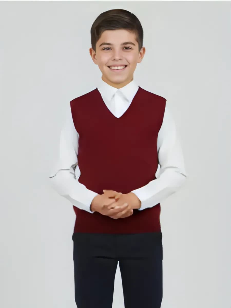 Жилет школьный для мальчика бордовый