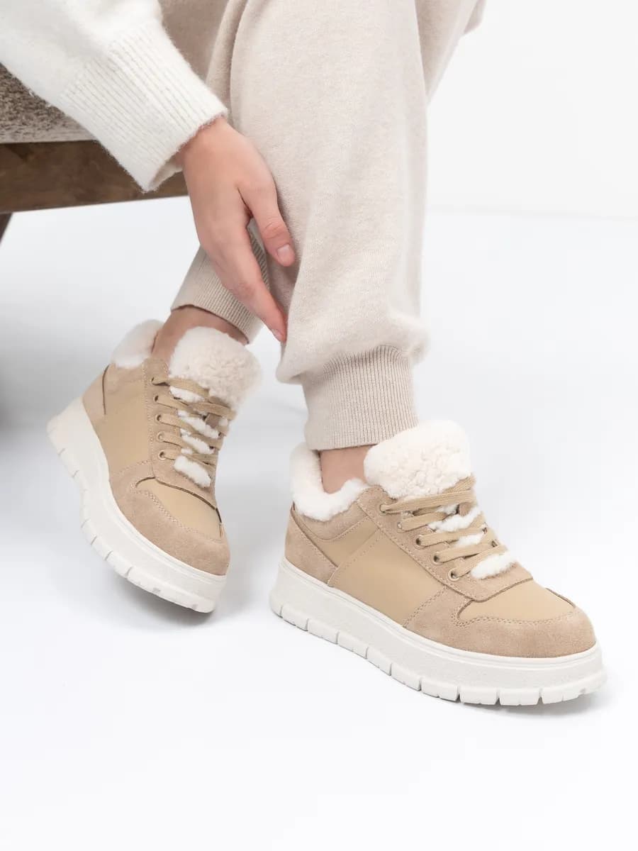 Полуботинки женские зимние на платформе