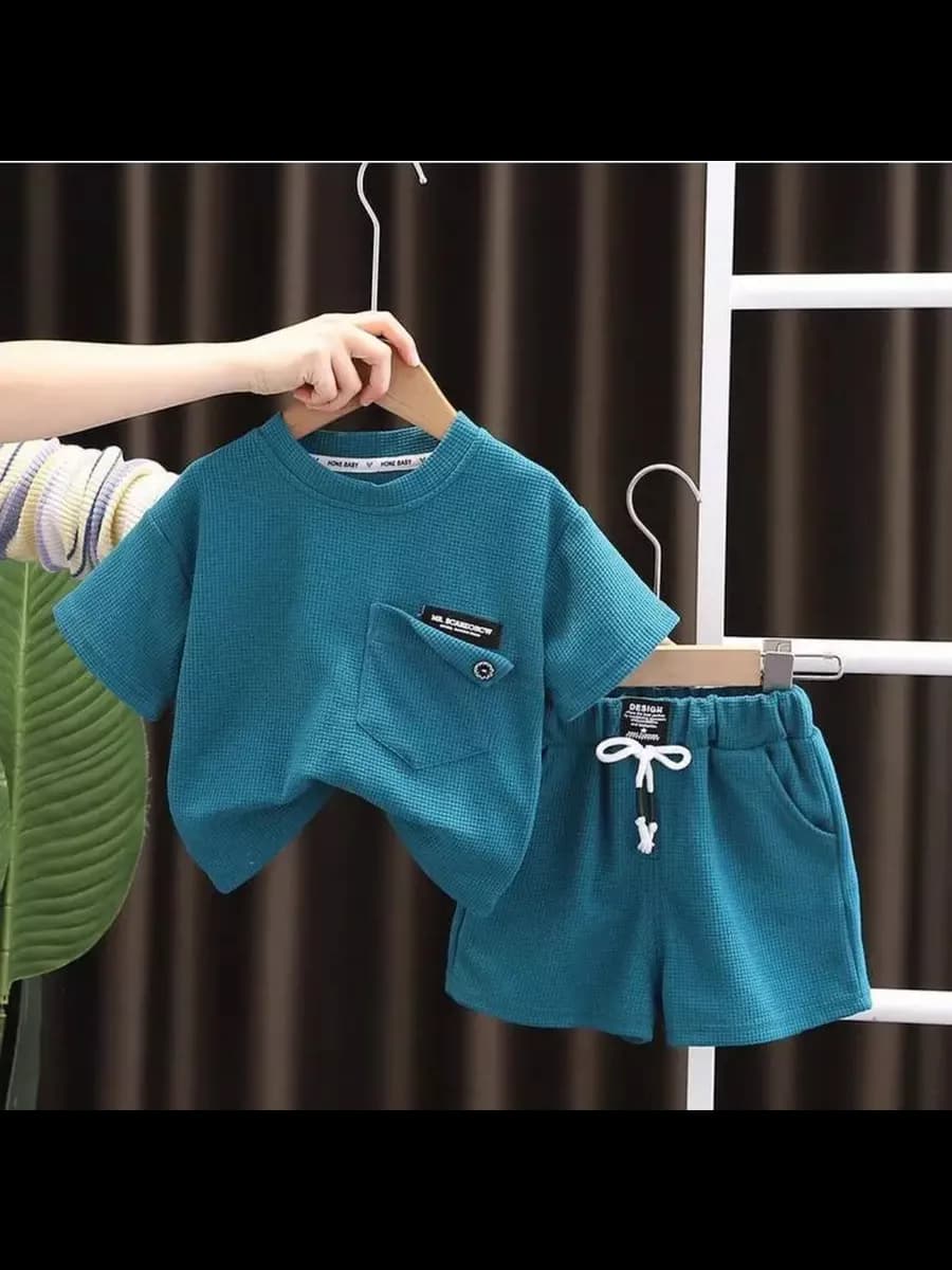 Костюм детский футболка шорты