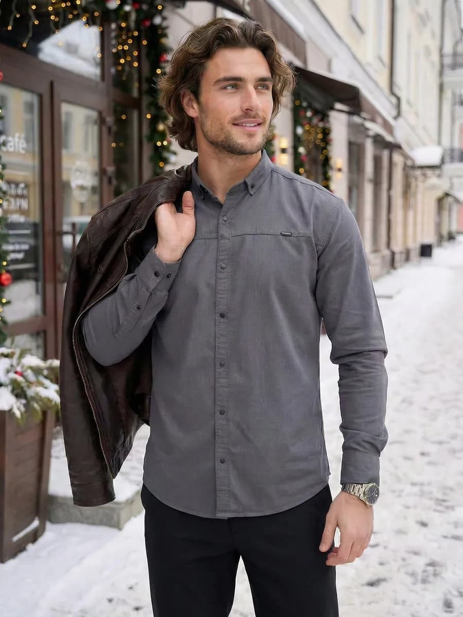 Рубашка мужская приталенная классическая