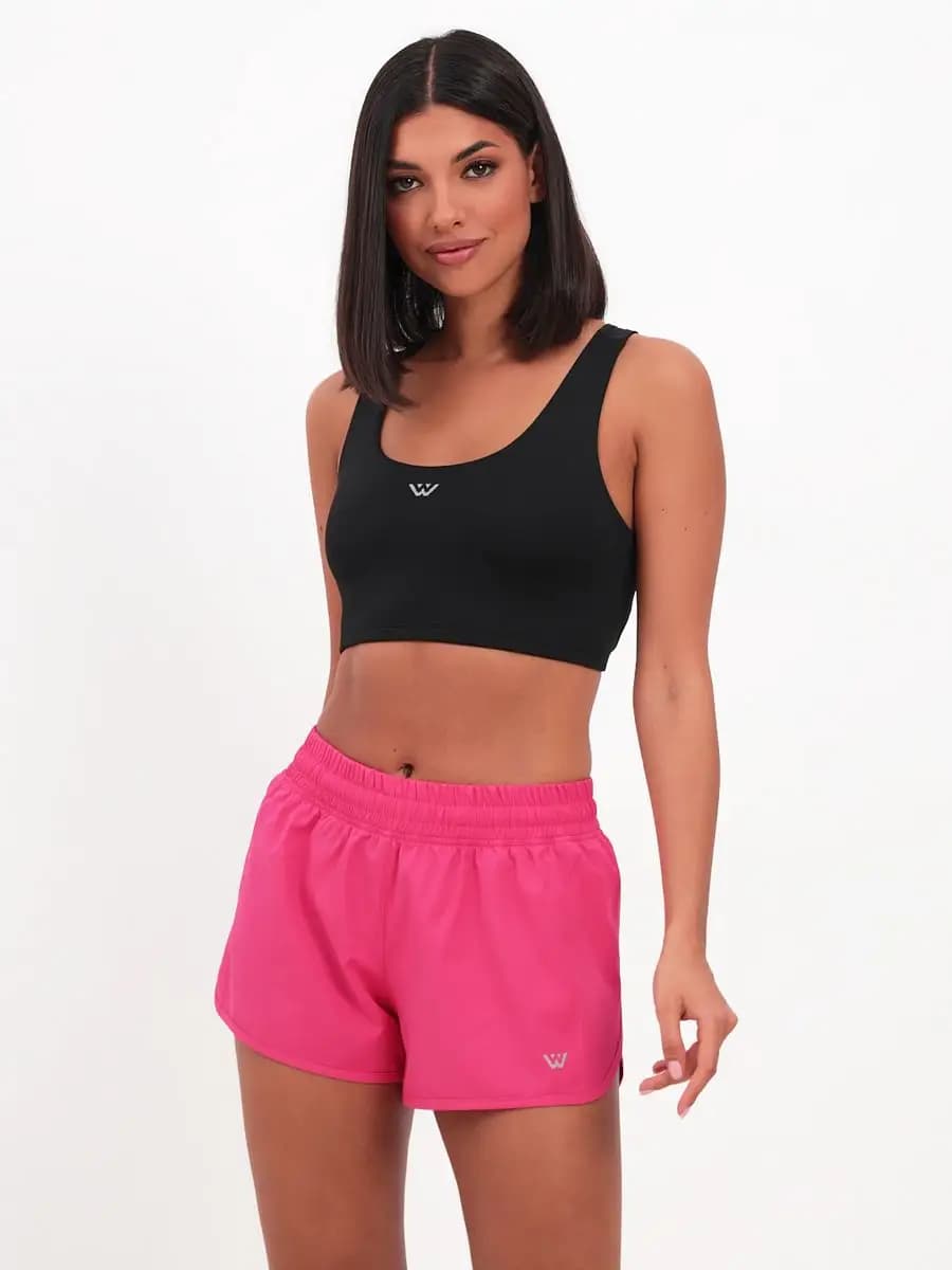 Спортивные шорты для бега