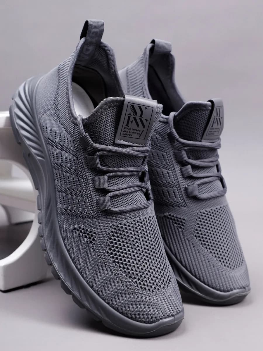 Кроссовки в сетку дышащие летние