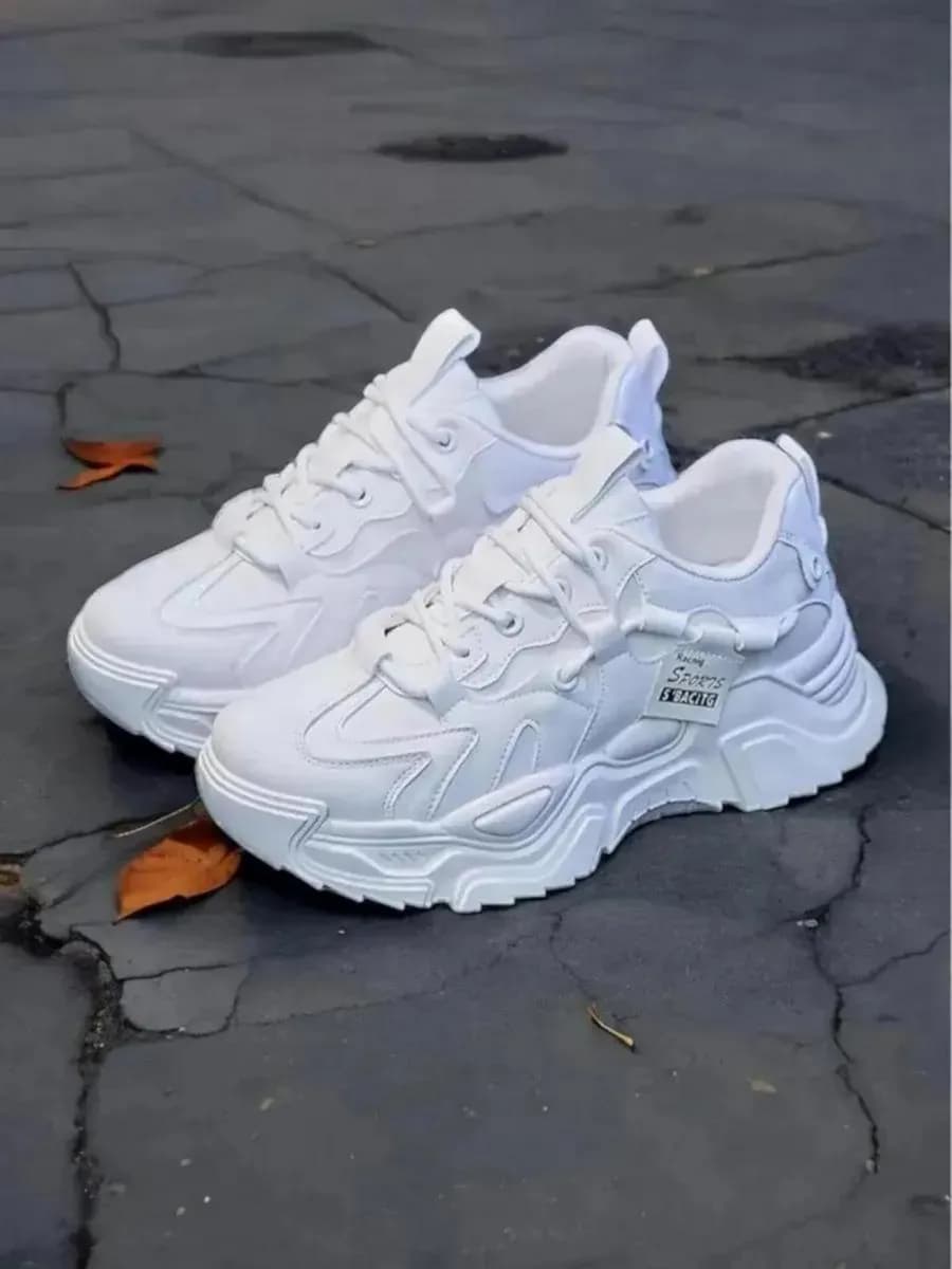 Кроссовки легкие осенние