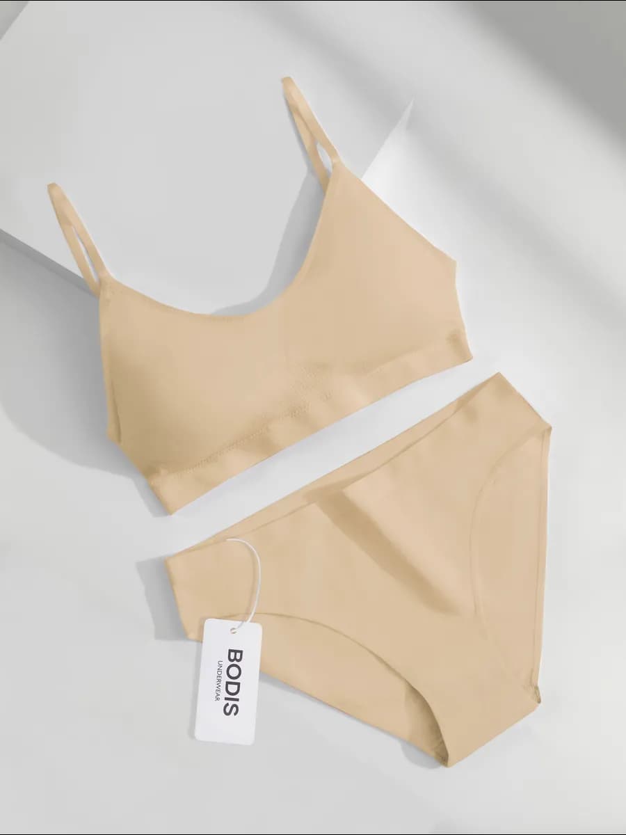 Нижнее белье комплект бесшовное с топом и трусами