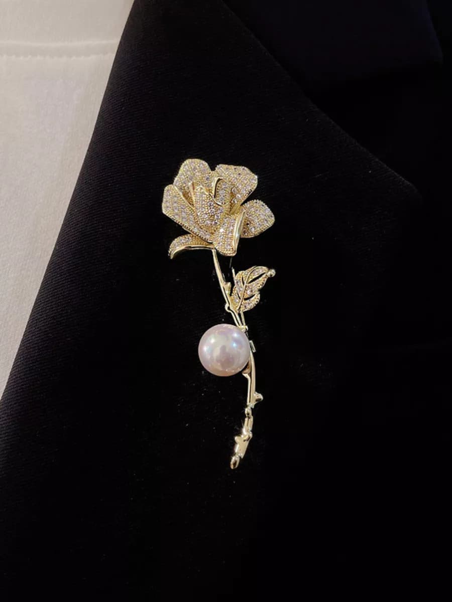 Подарок женщине брошь бижутерия