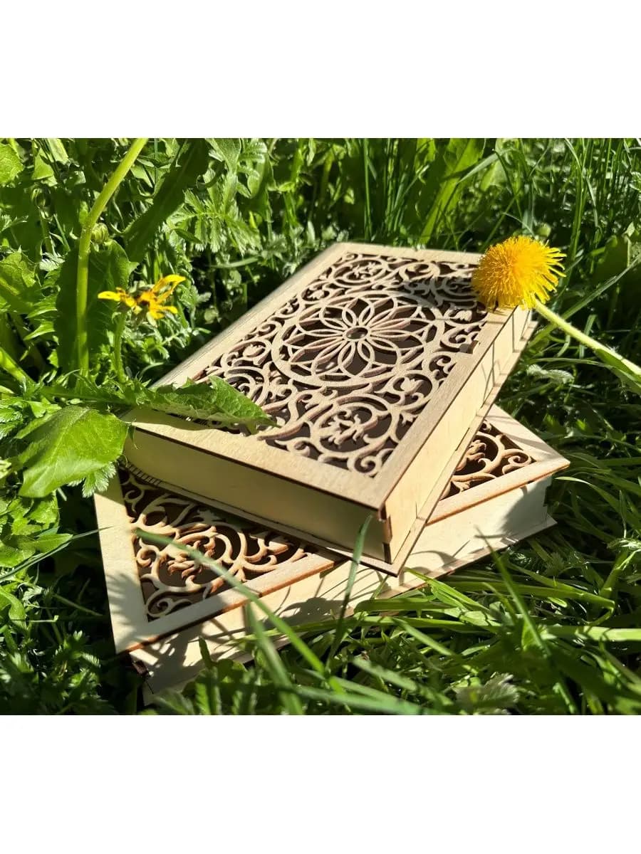 Шкатулка книга деревянная ажурная для украшений