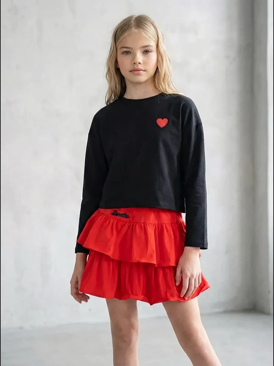 Костюм для девочки с сердечком