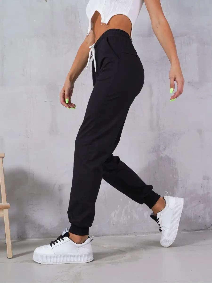 Брюки спортивные