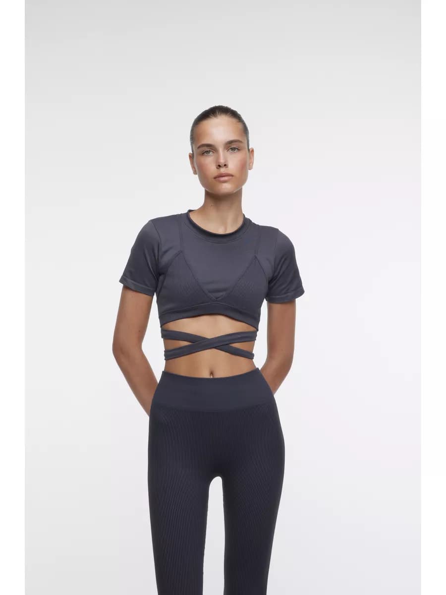 Топ-футболка женский спортивный с имитацией бюстгальтера