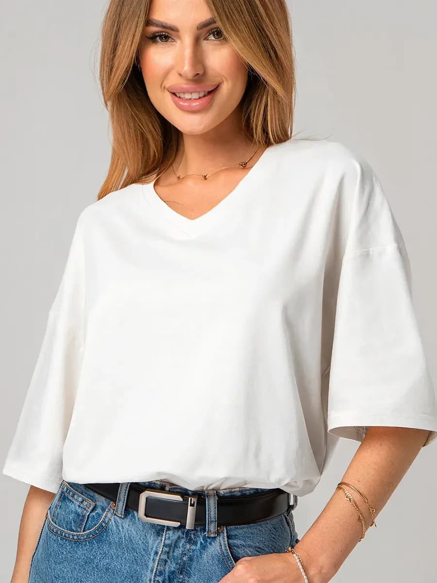 Футболка оверсайз с v-образным вырезом базовая