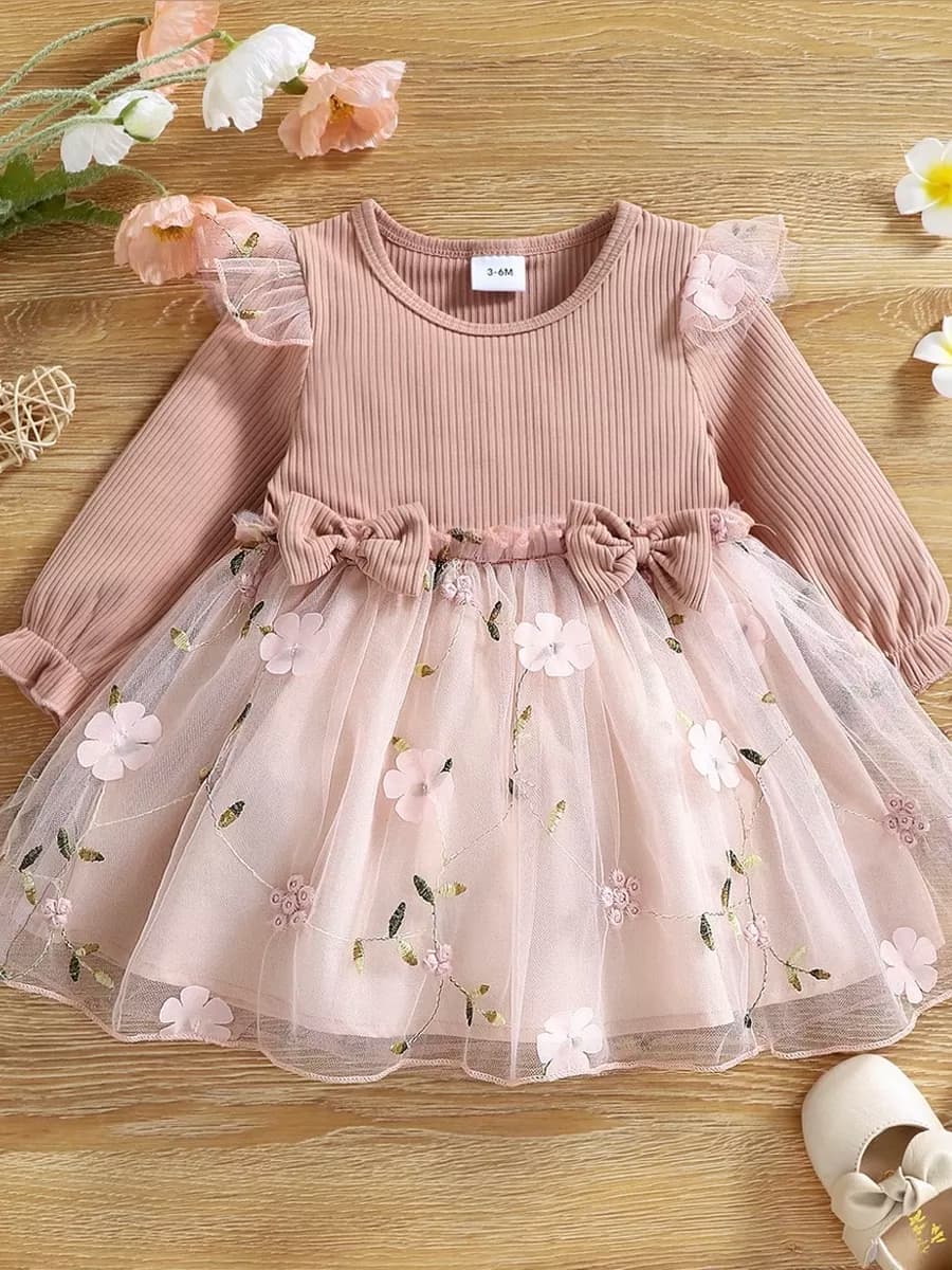 Нарядное пышное платье для малышки