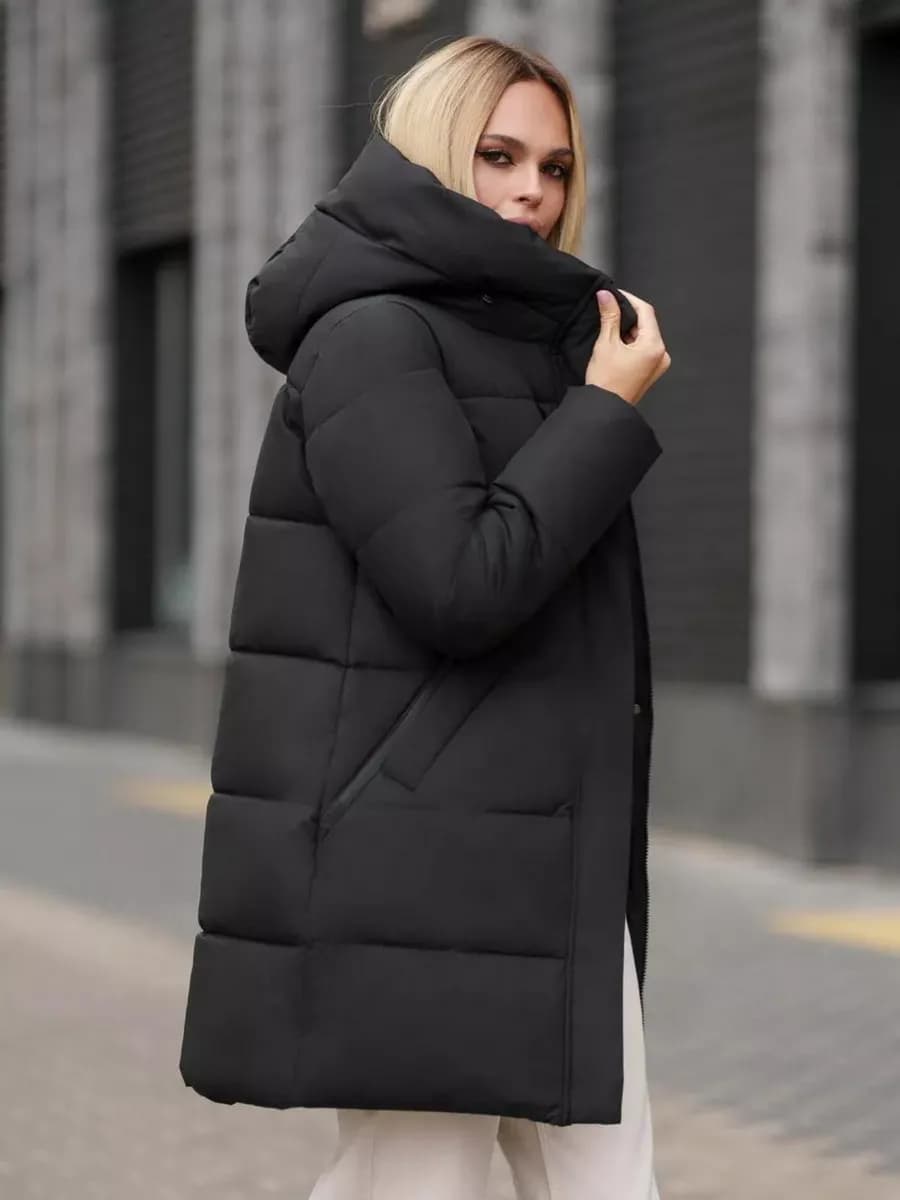 Куртка зимняя удлиненная с капюшоном