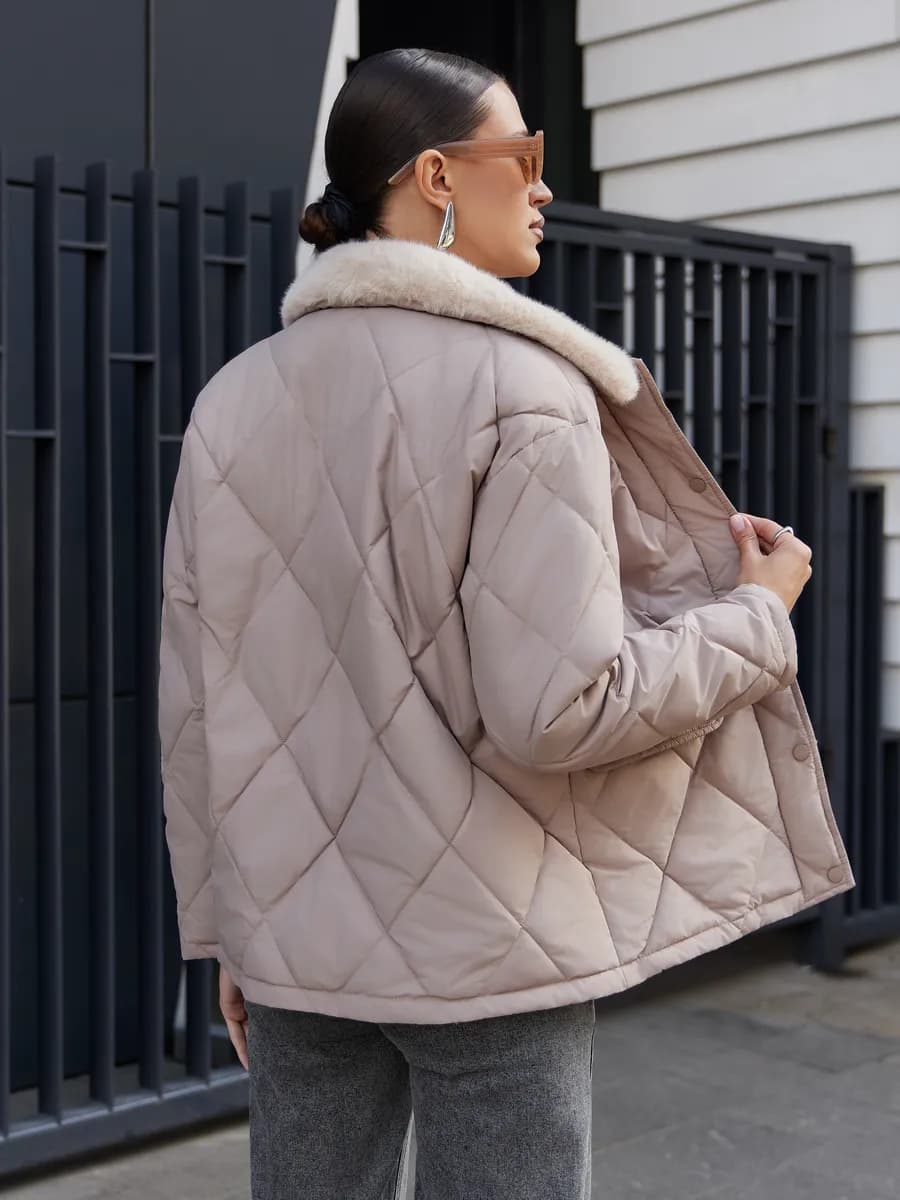 Весенняя куртка стеганая