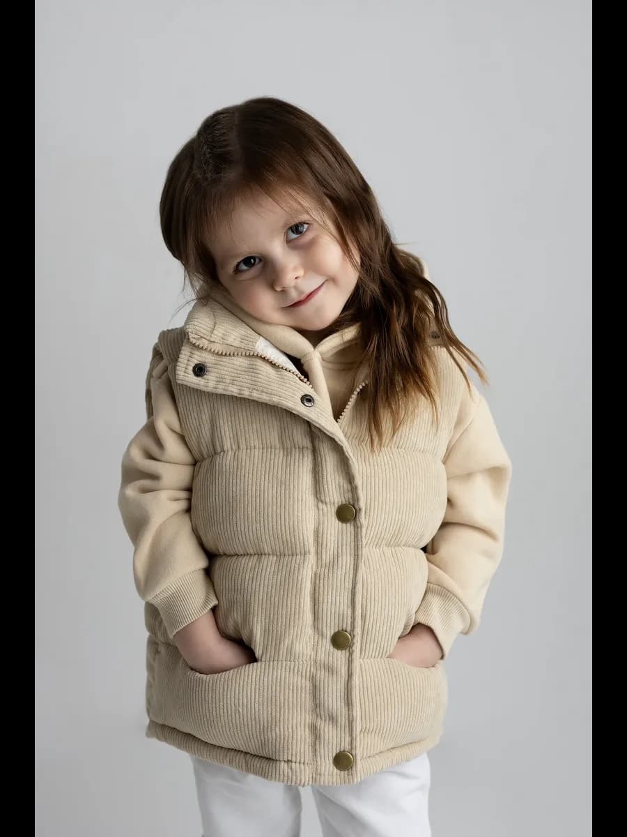 Жилет утепленный в рубчик