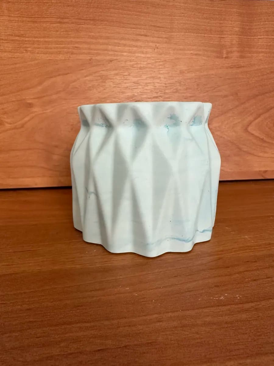 Кашпо из гипса, ваза - фото 1