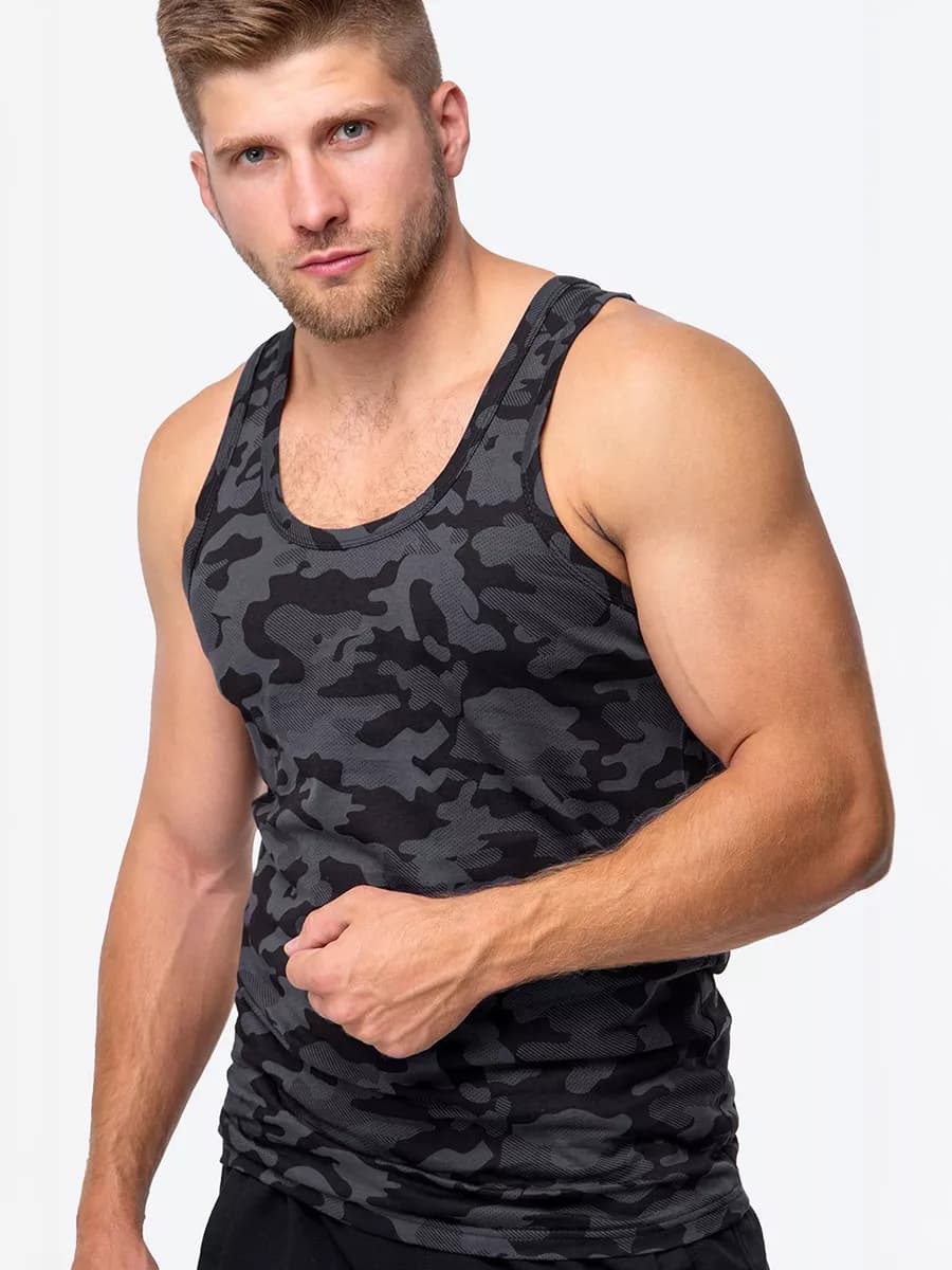 Майка бельевая камуфляжная с принтом - фото 1