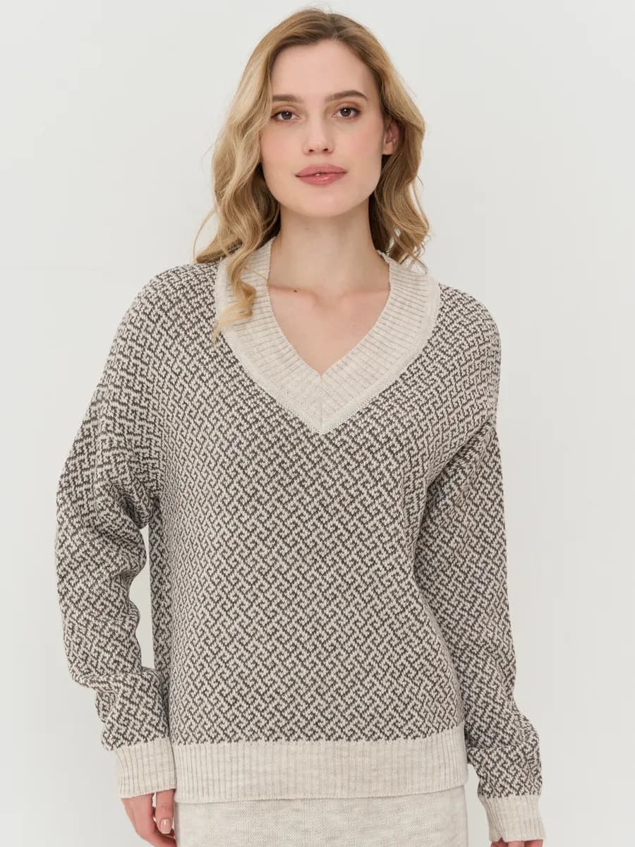 Пуловер больших размеров оверсайз вязаный