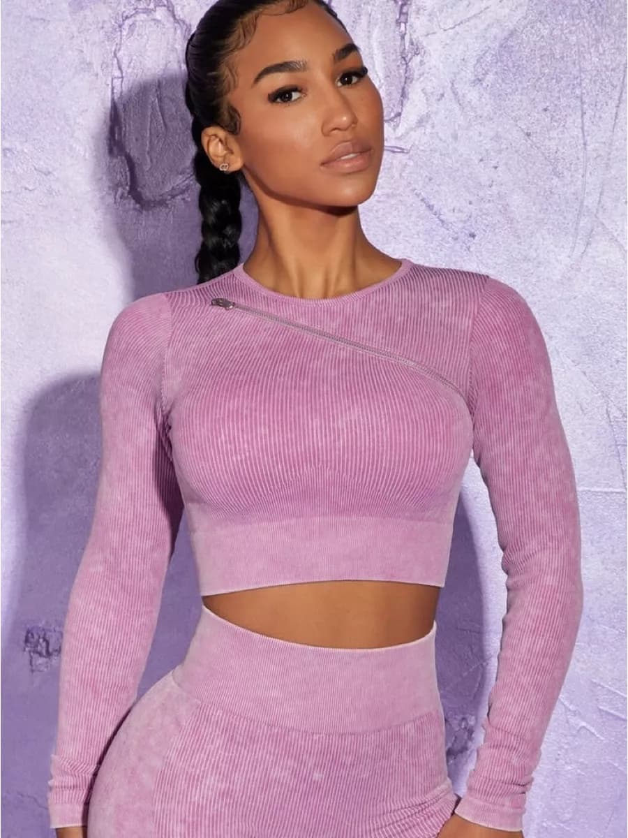 Спортивный костюм для фитнеса