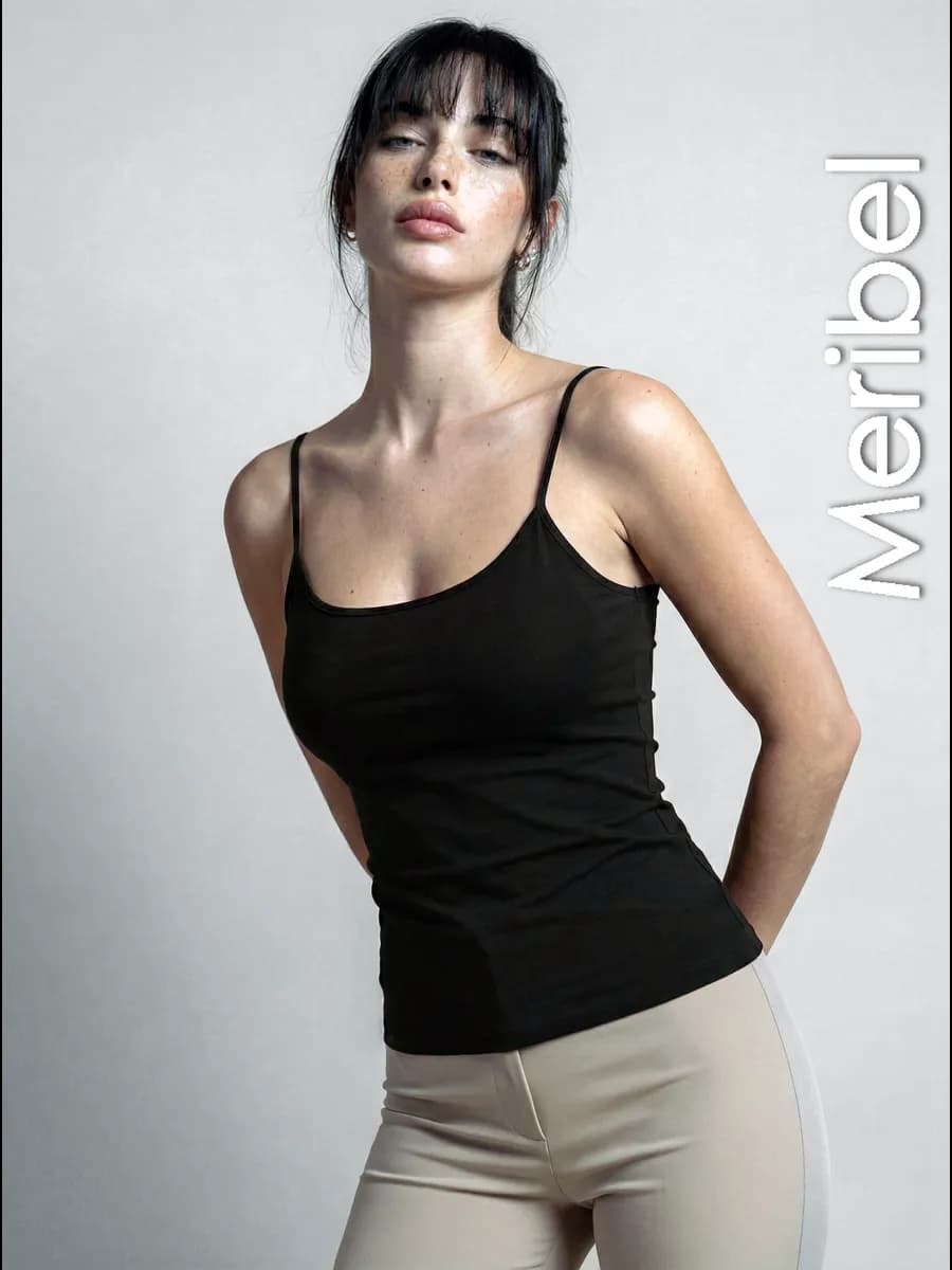 Топ на тонких бретелях - фото 1