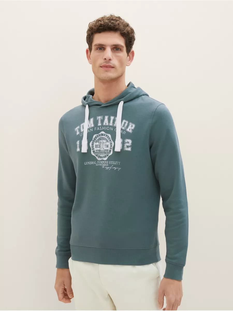 Худи базовое с логотипом