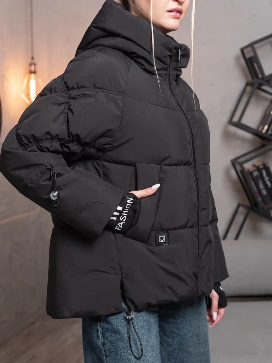 Пуховик оверсайз с капюшоном