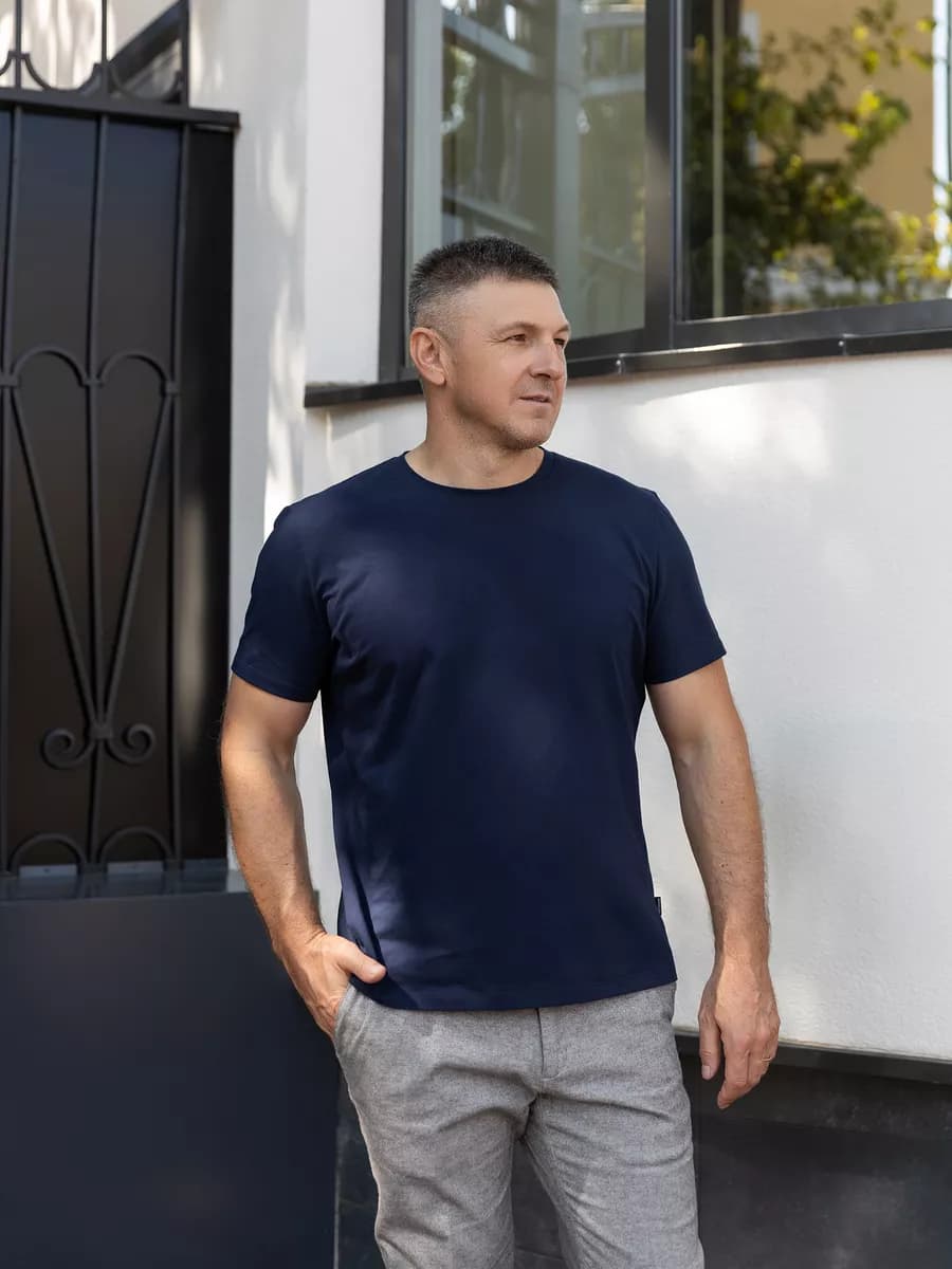 Футболка хлопок однотонная с коротким рукавом