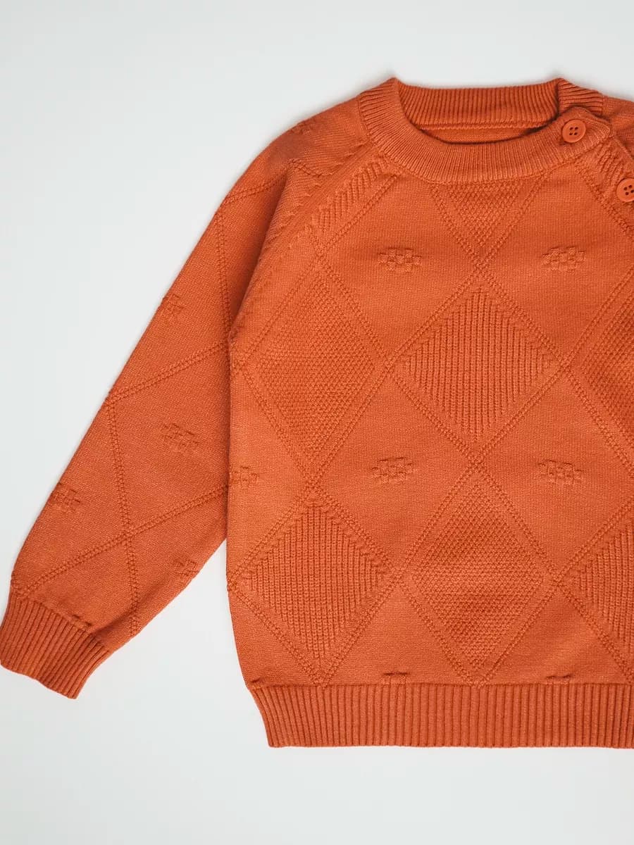 Свитер вязаный осенний