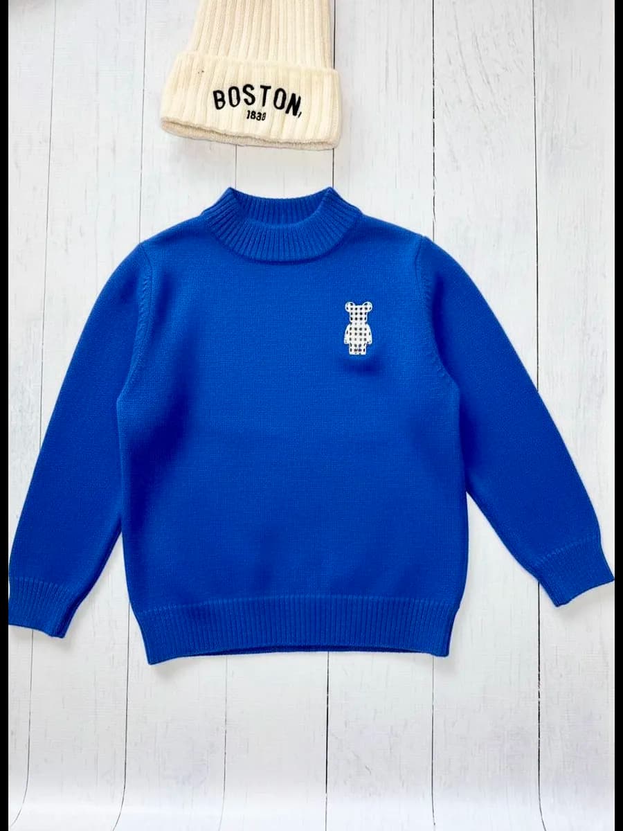 Свитер вязаный на осень