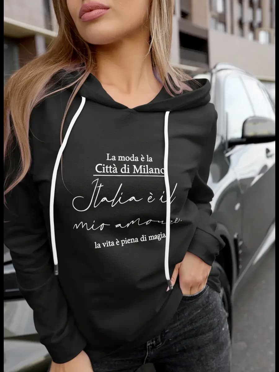 Футболка с длинным рукавом и капюшоном