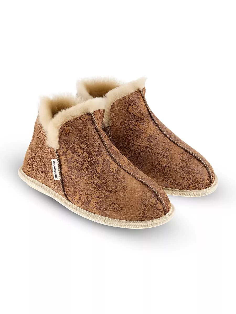 Домашняя обувь чуни из натуральной овчины