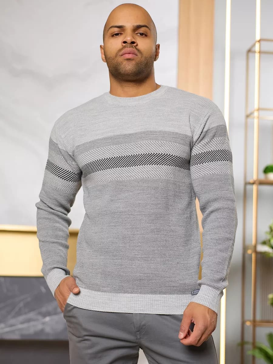 Джемпер вязаный