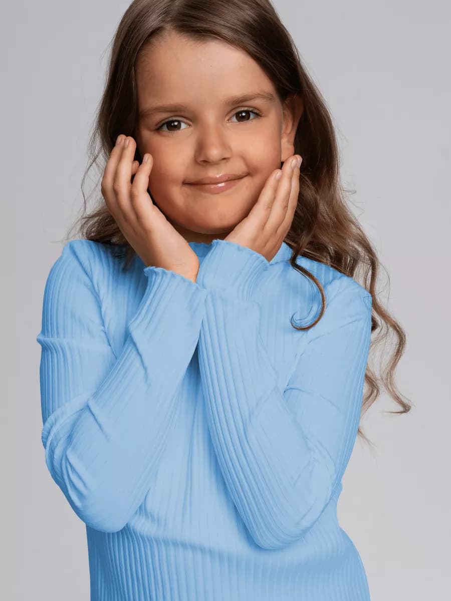 Школьная водолазка в рубчик