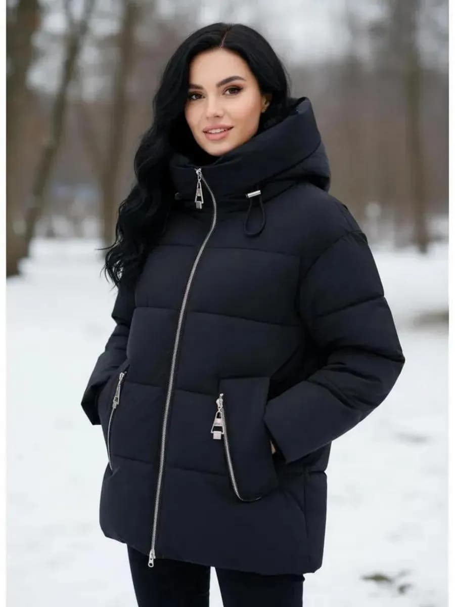 Куртка зимняя утепленная с капюшоном укороченная