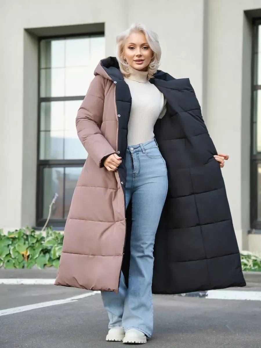 Пальто стеганое длинное с капюшоном носим с двух сторон