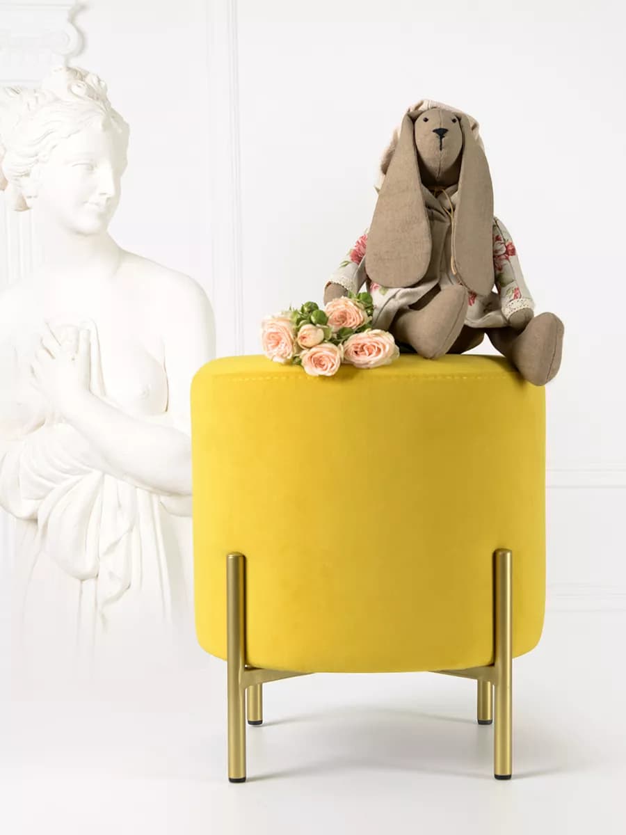 Пуфик для туалетного столика