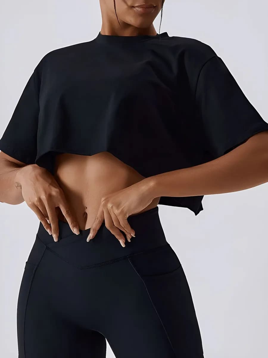 футболка укороченная кроп топ широкий спортивный