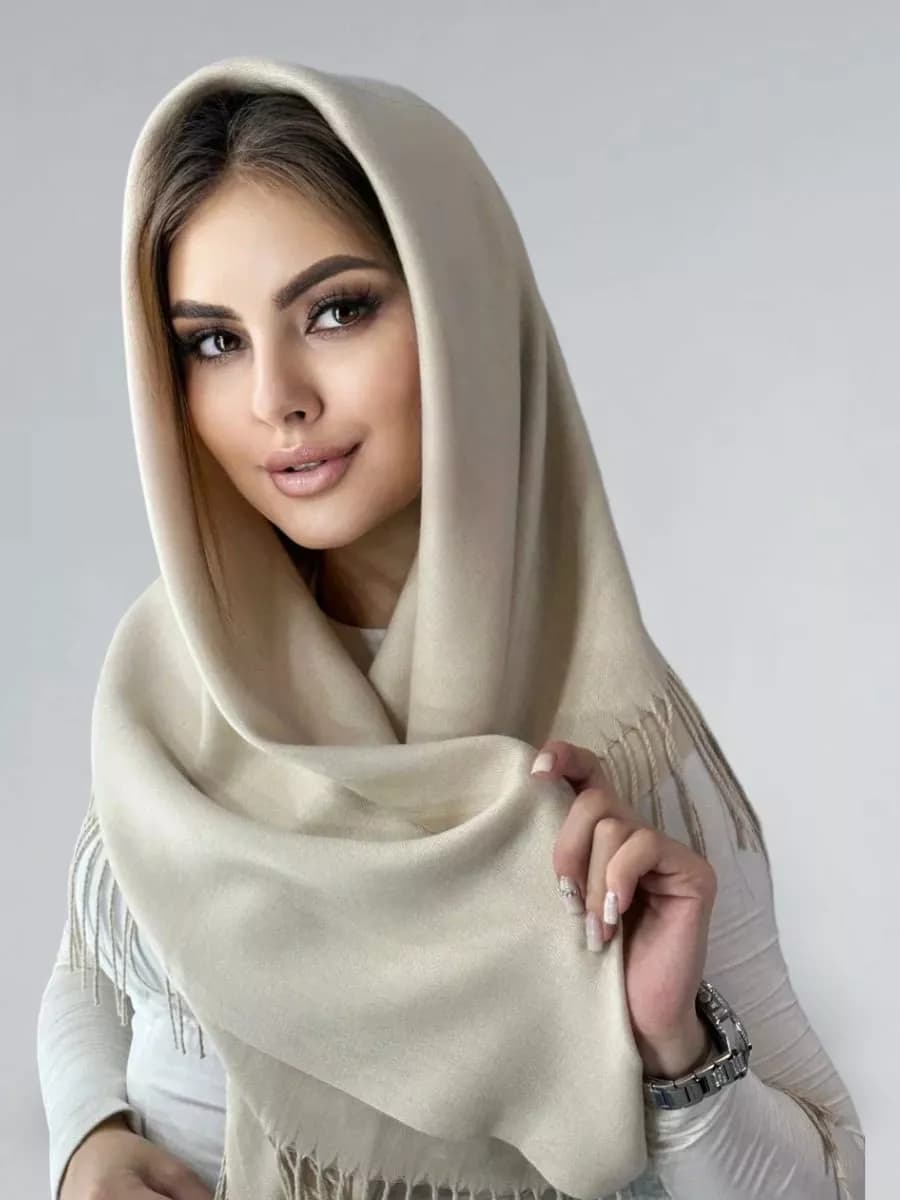 Платок теплый на голову и шею шарф 100 на 100