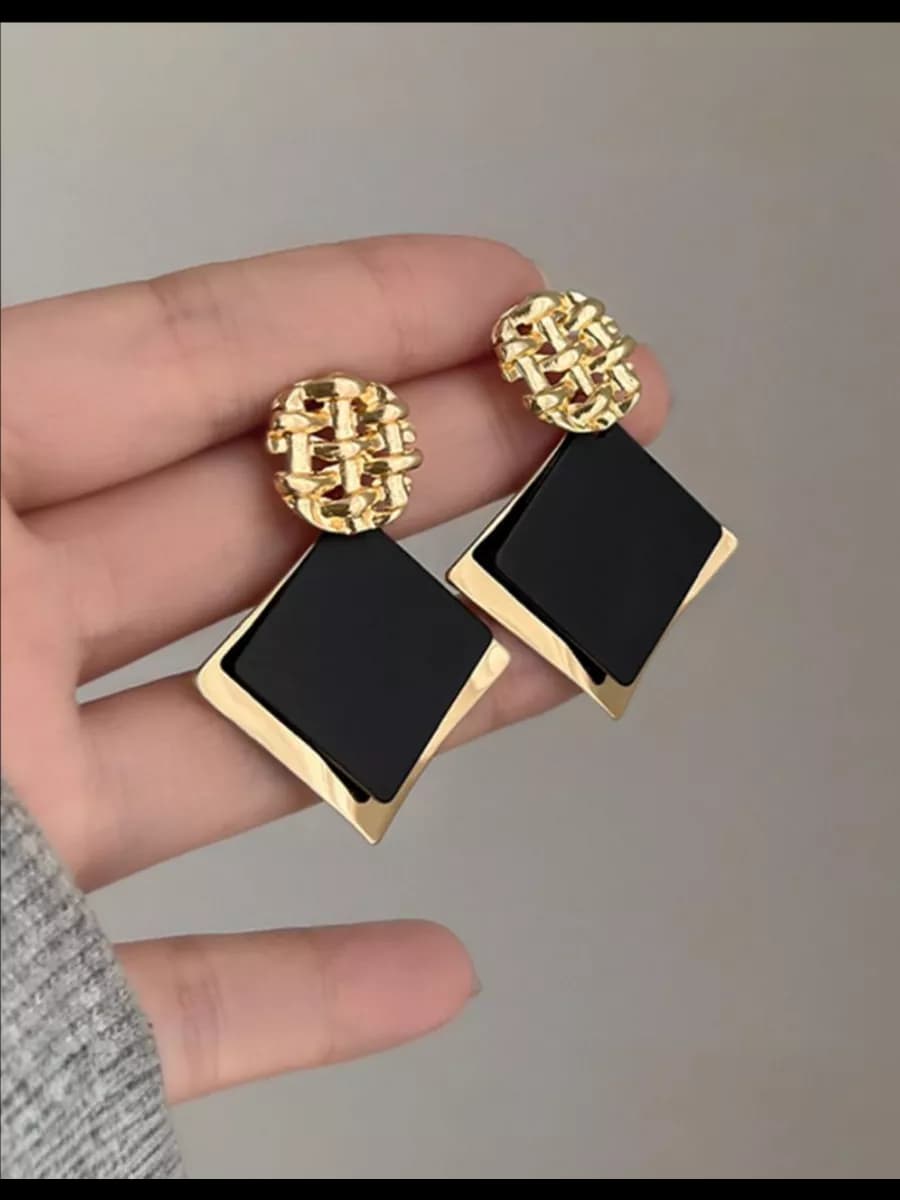 Серьги бижутерия