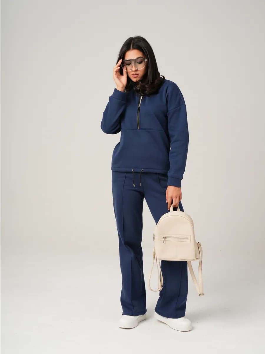 Теплый спортивный костюм с начесом