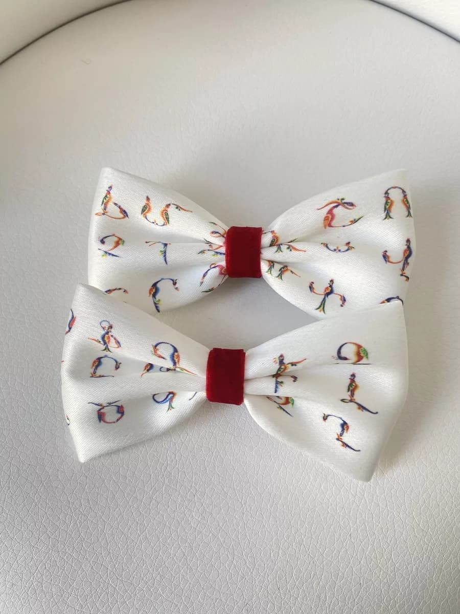 Атласные бантики для волос школьные на 1 сентября