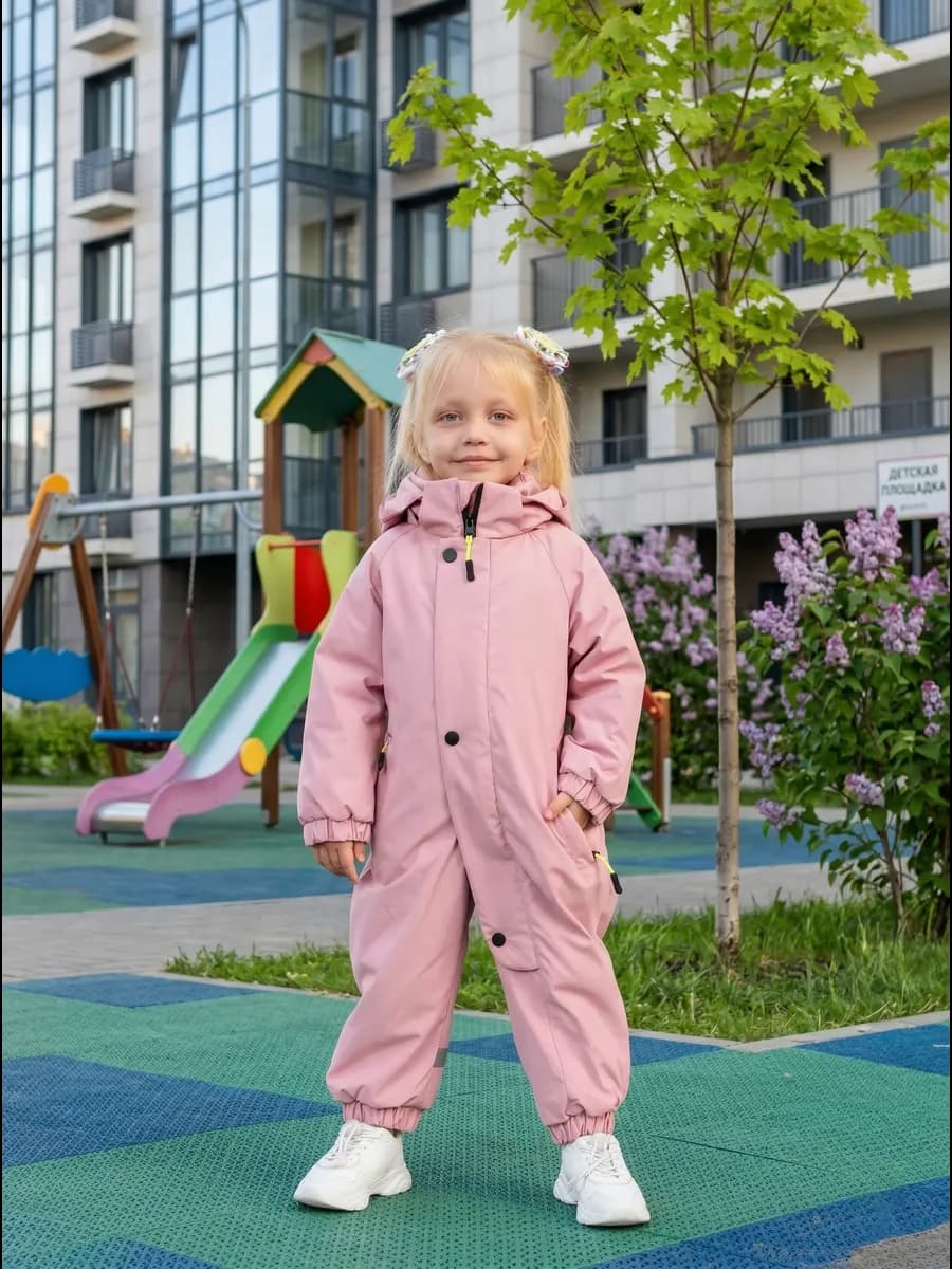 Демисезонный комбинезон для детей