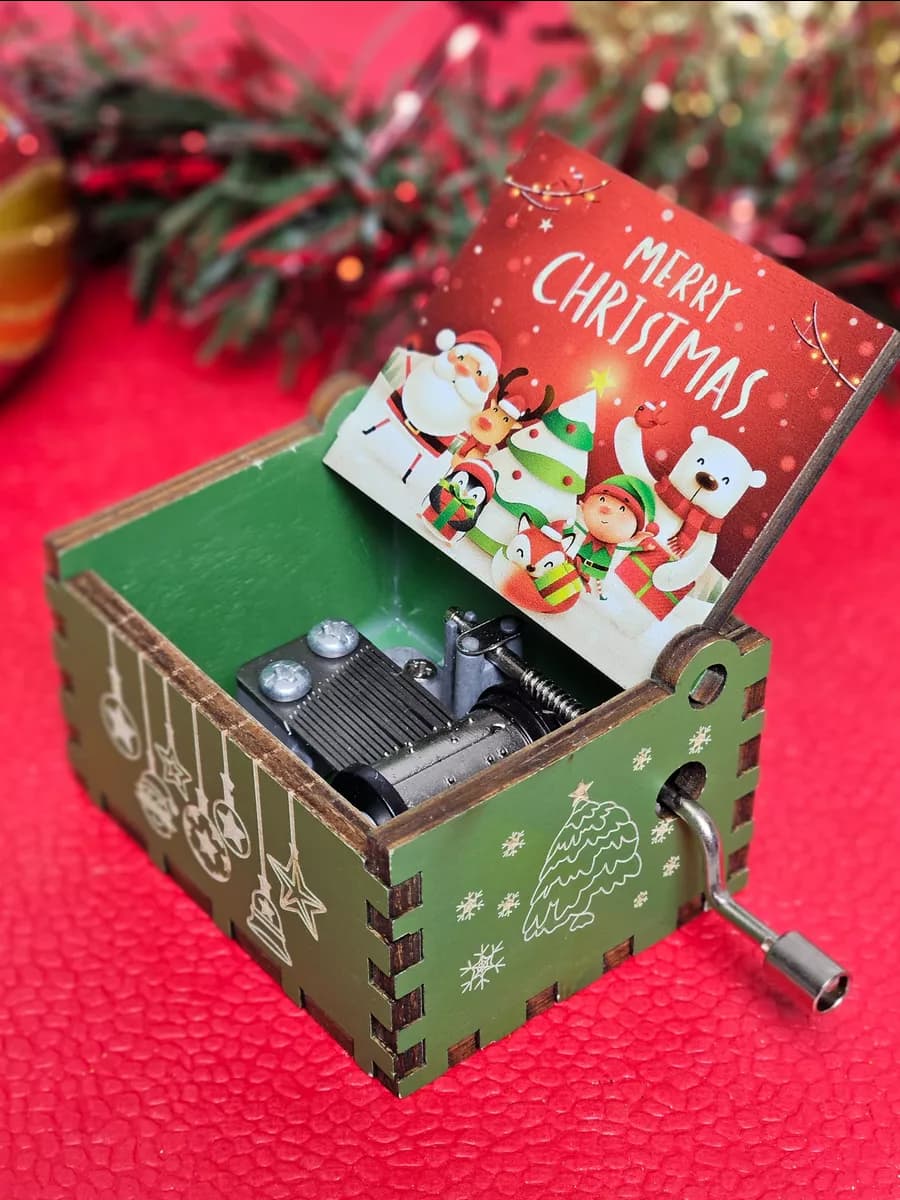 Музыкальная шкатулка шарманка новогодняя