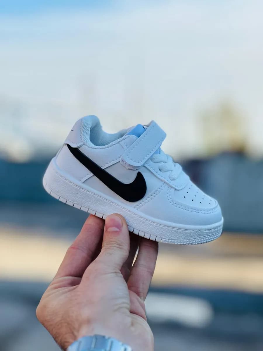 Кроссовки детские на шнурках и липучке