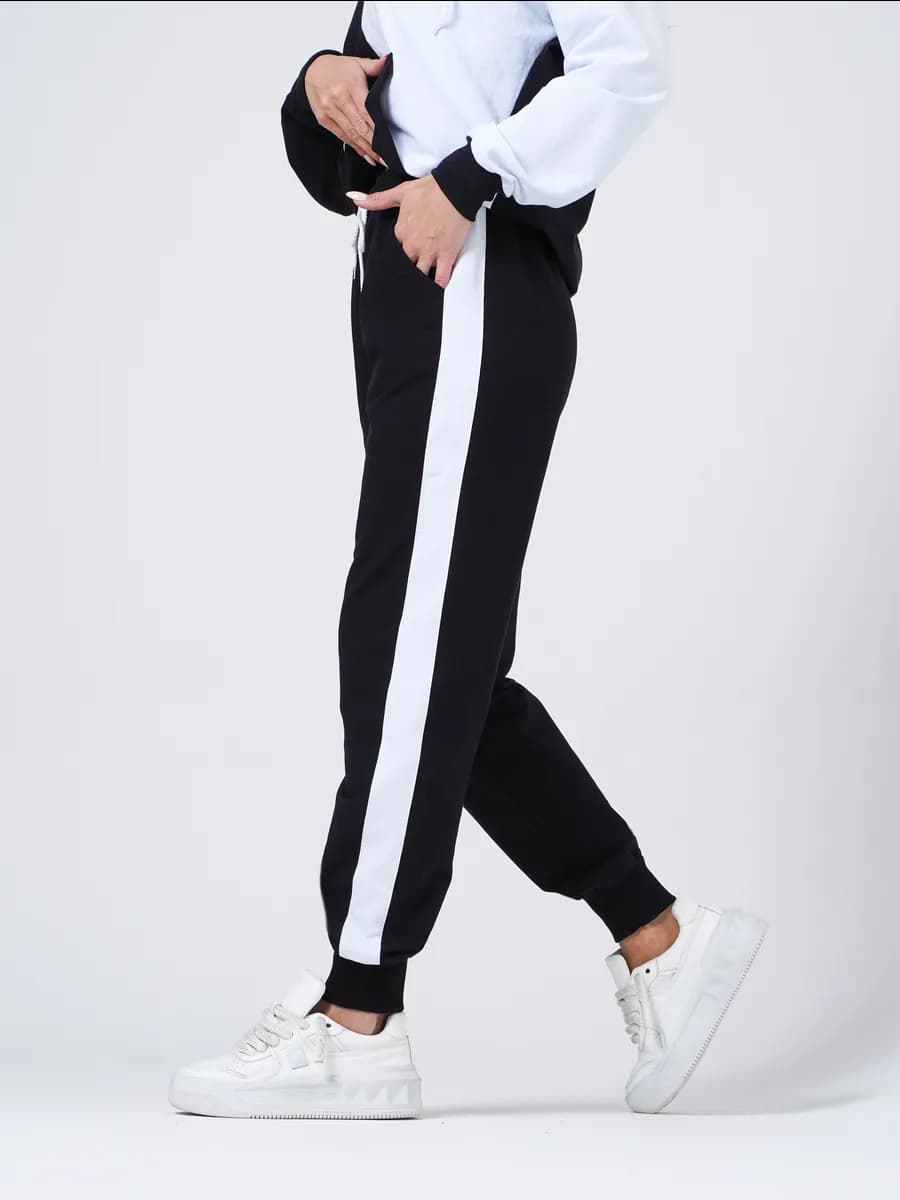 Брюки спортивные женские штаны джоггеры с лампасами