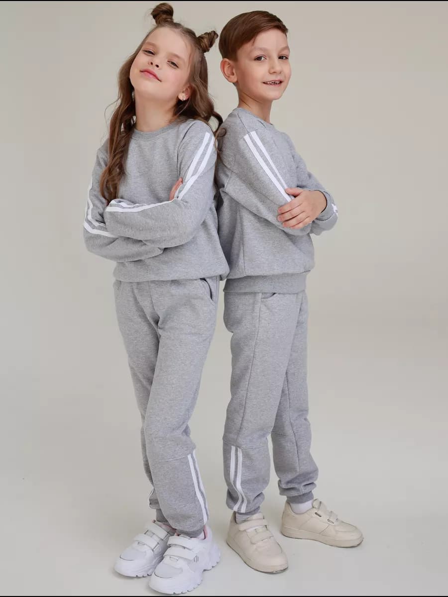 Спортивный костюм трикотажный