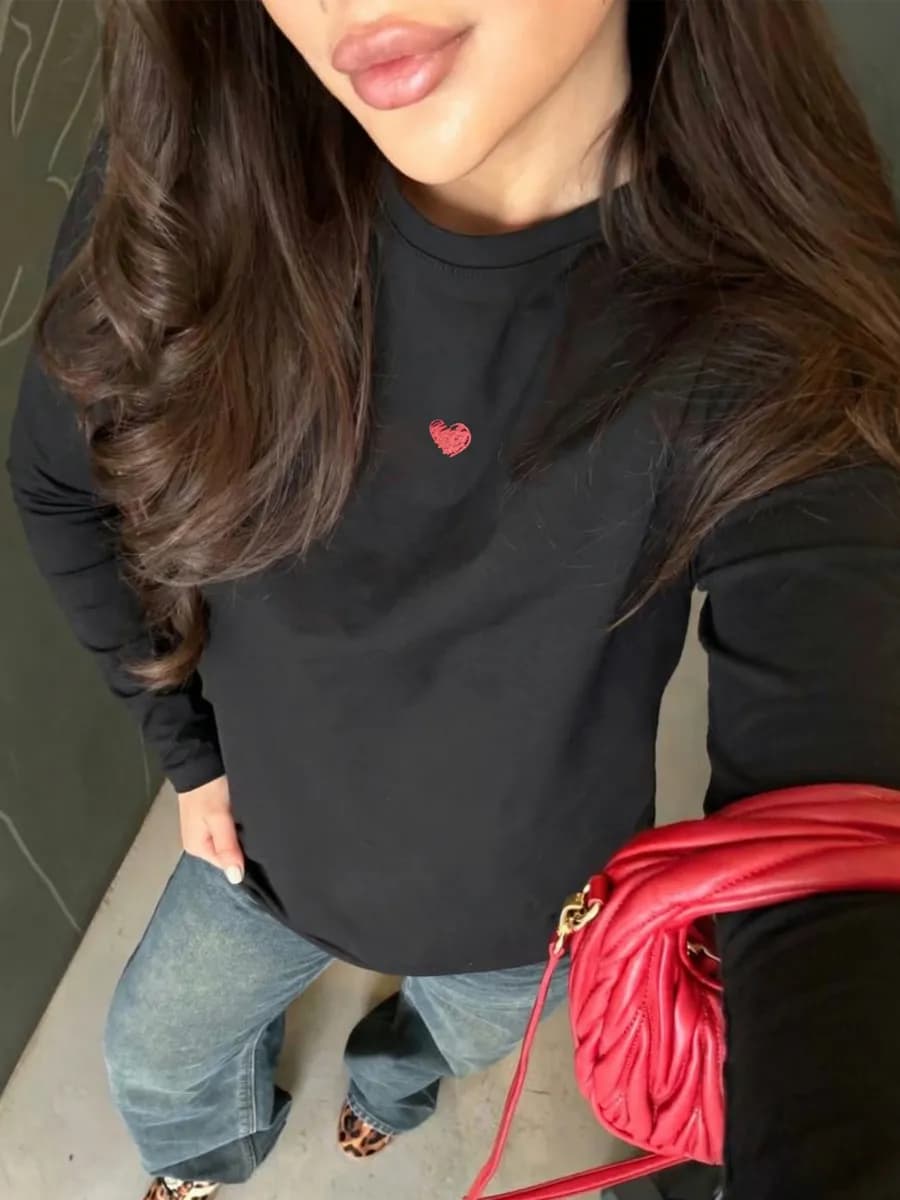 Лонгслив из хлопка однотонный базовый с принтом