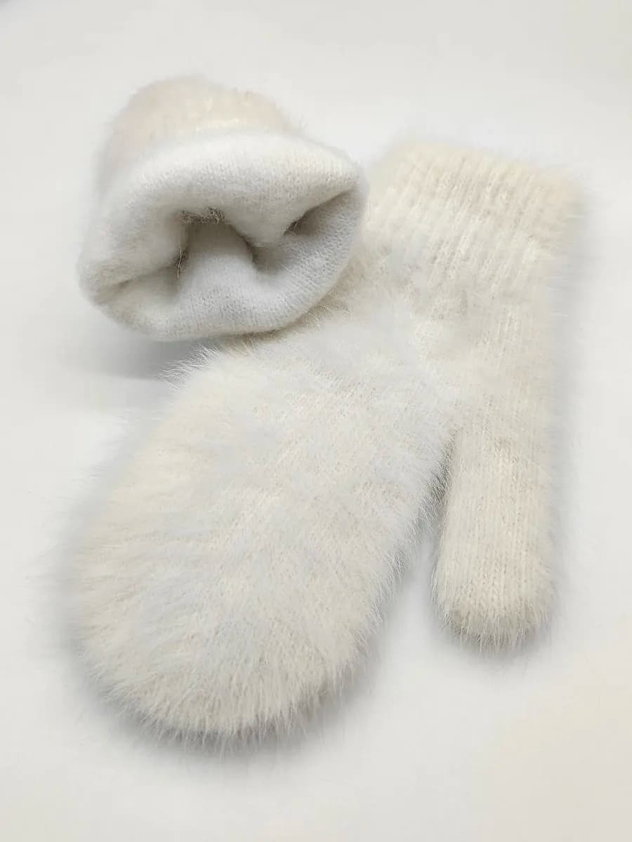 Варежки ангора теплые