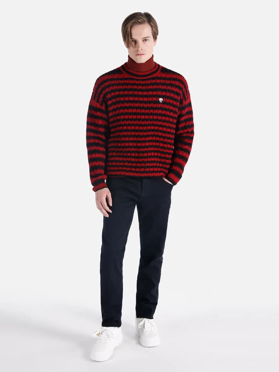 Джинсы зауженные 044 KARL Straight Fit