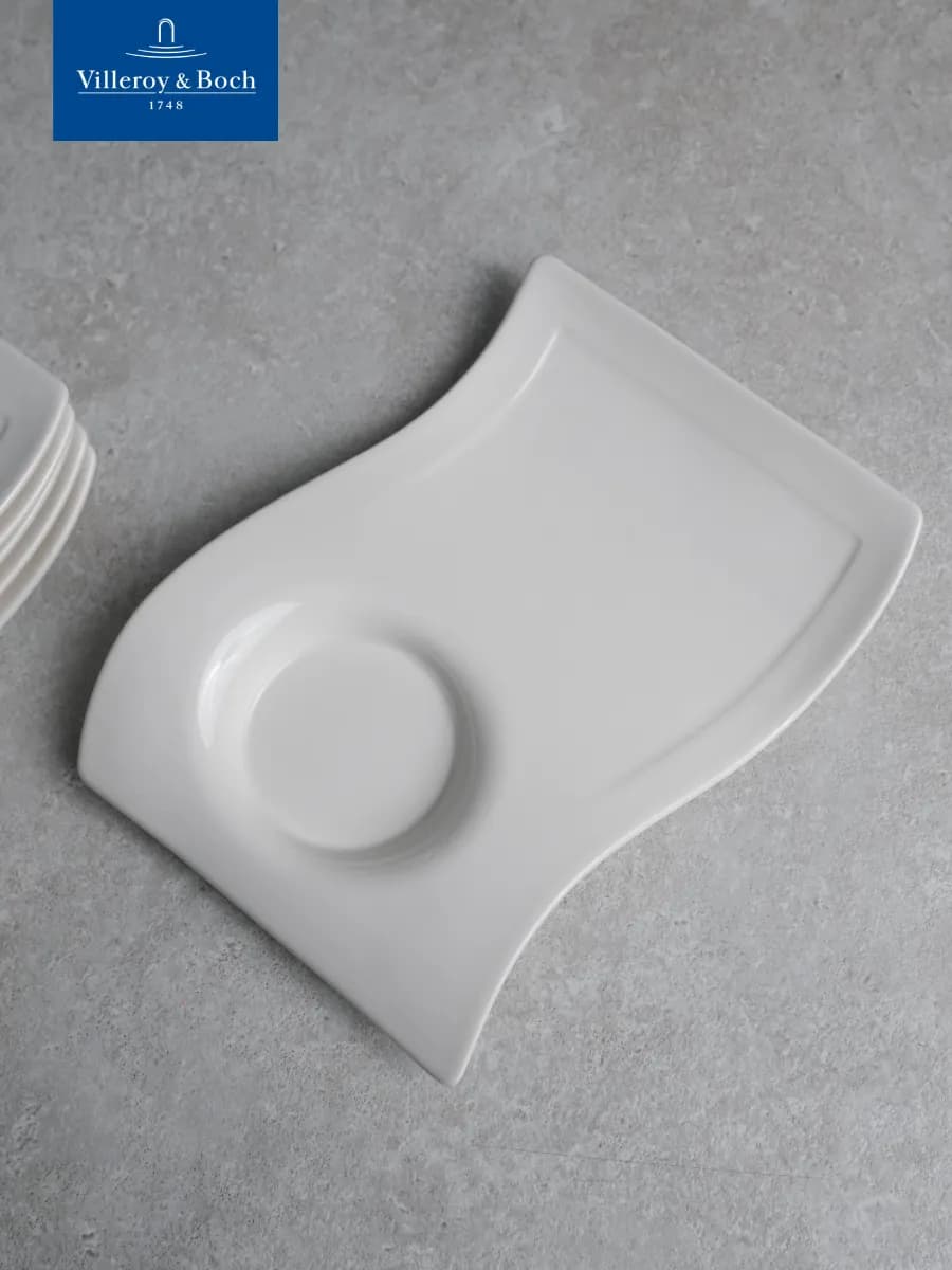 Блюдце фарфоровое чайное 22х17 см, NewWave